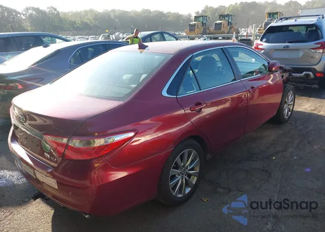 2017 Toyota Camry Hybrid Xle z USA, uszkodzony, nr VIN 4T1BD1FK5HU219970